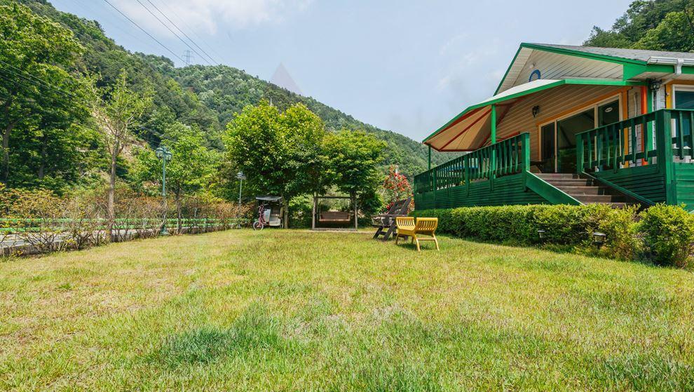 Charm Pension Капьон Екстер'єр фото