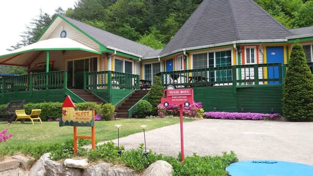 Charm Pension Капьон Екстер'єр фото